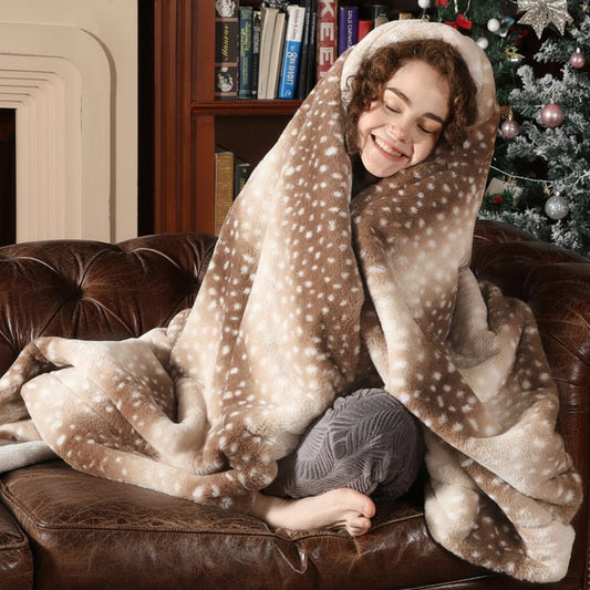 Reversible Deer Winter Throw – view 2