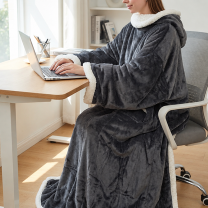 Wearable Sherpa Blanket – view 3