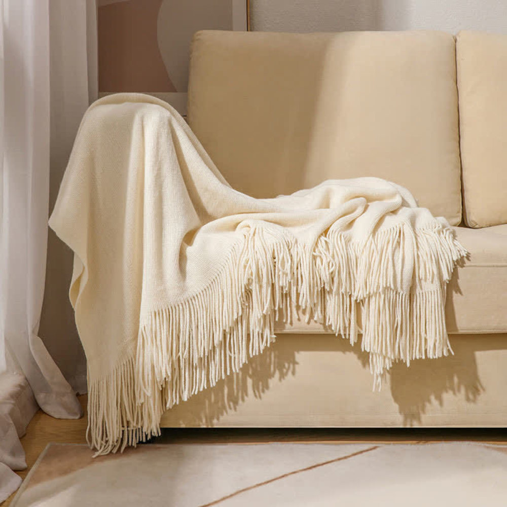 Chunky Knit Fringed Throw