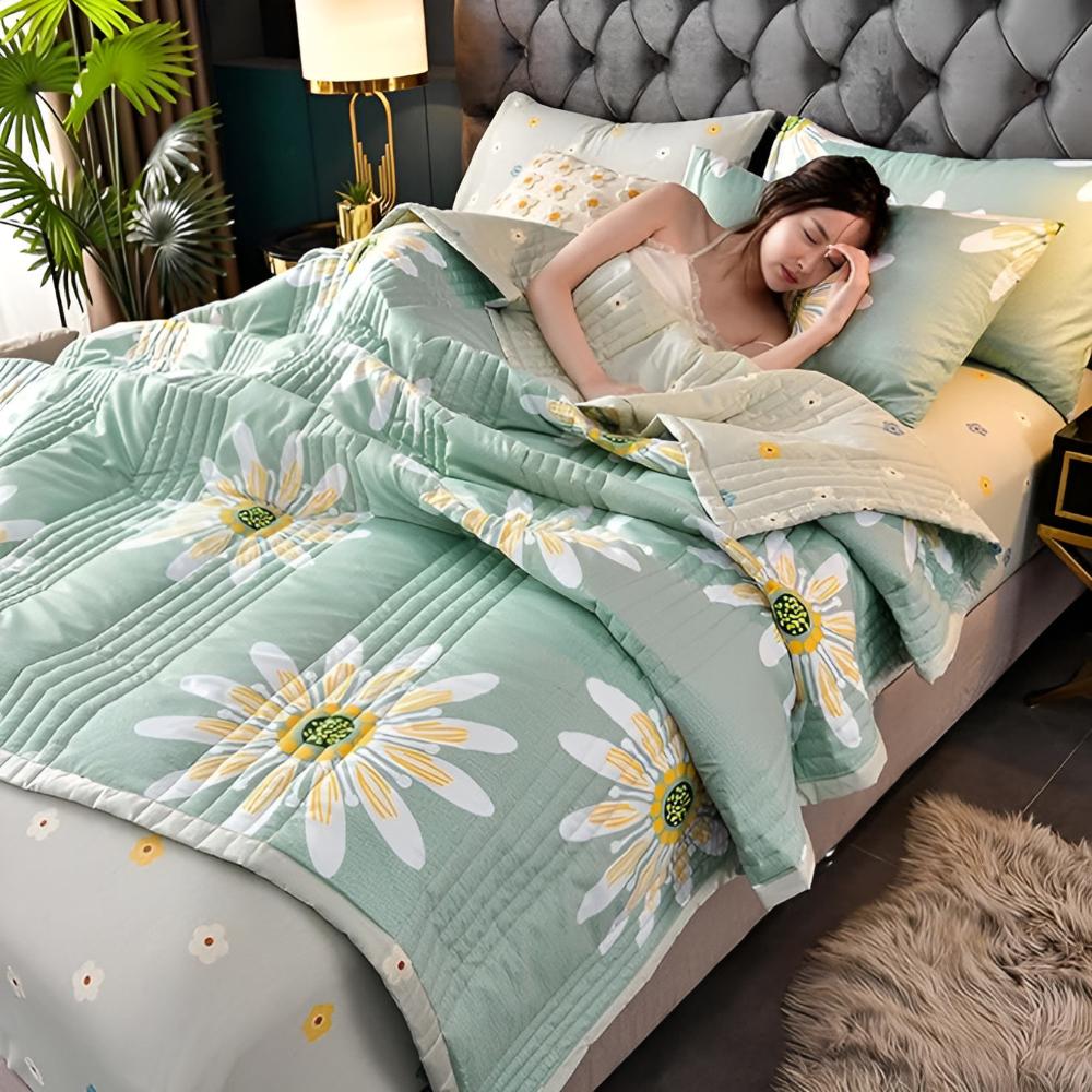 Reversible Daisy Velvet Throw – view 3