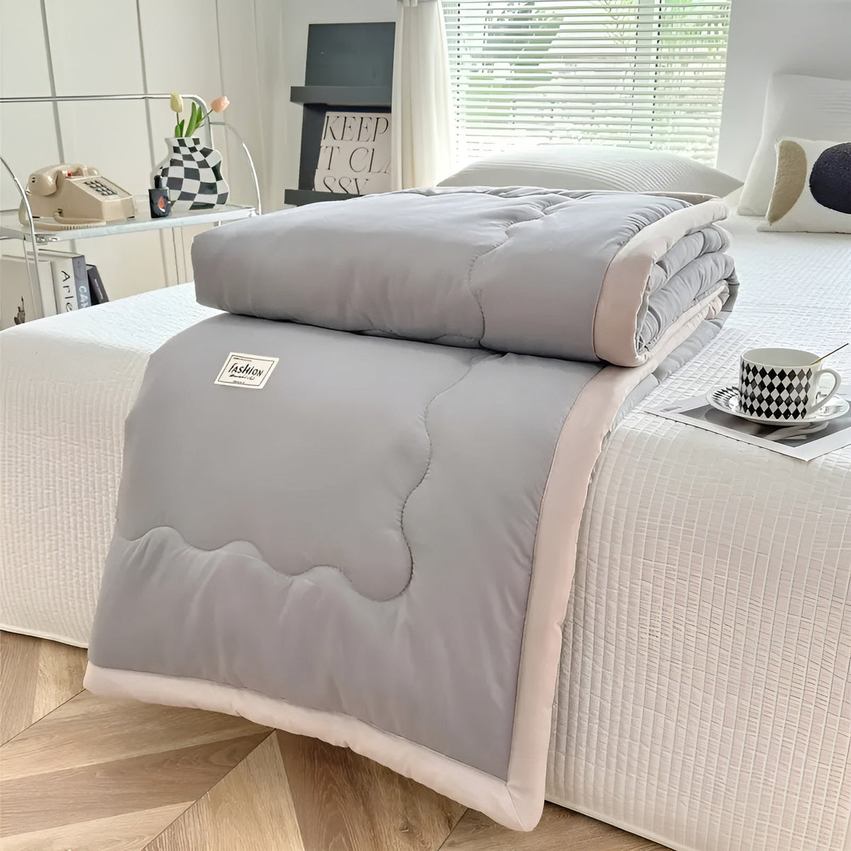 Lightweight woven summer throw with a contrasting border – view 16