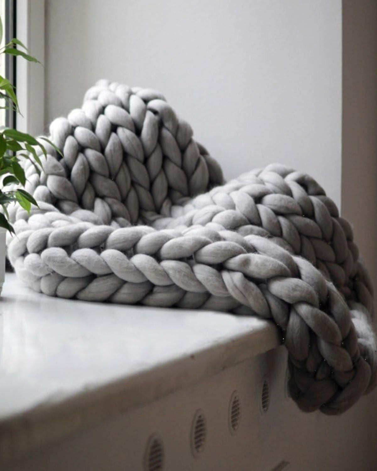 Chunky Chenille Throw – view 11