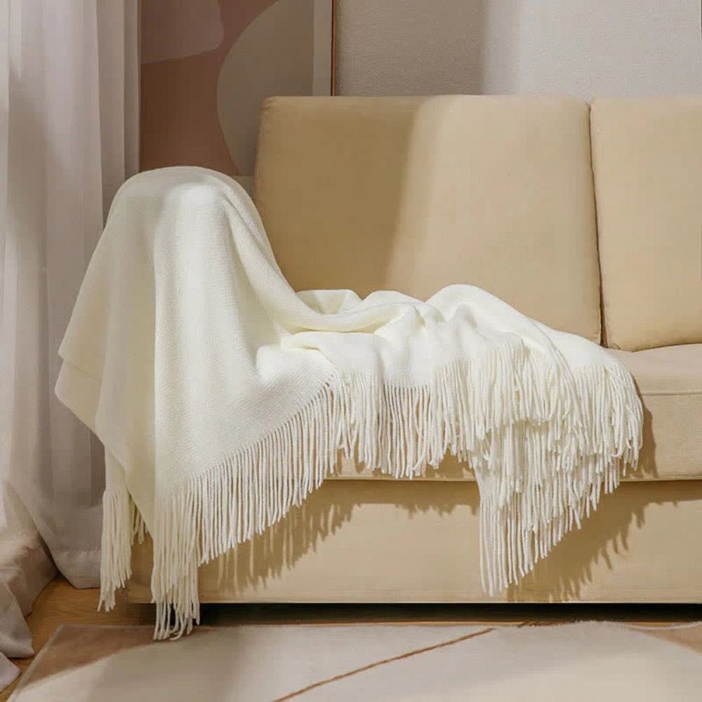 Chunky Knit Fringed Throw – view 3