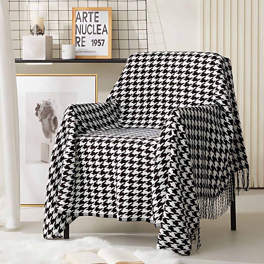 Houndstooth Fringed Throw – view 8