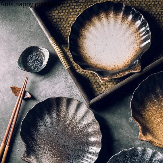 Shell-Shaped Ceramic Plate – view 5