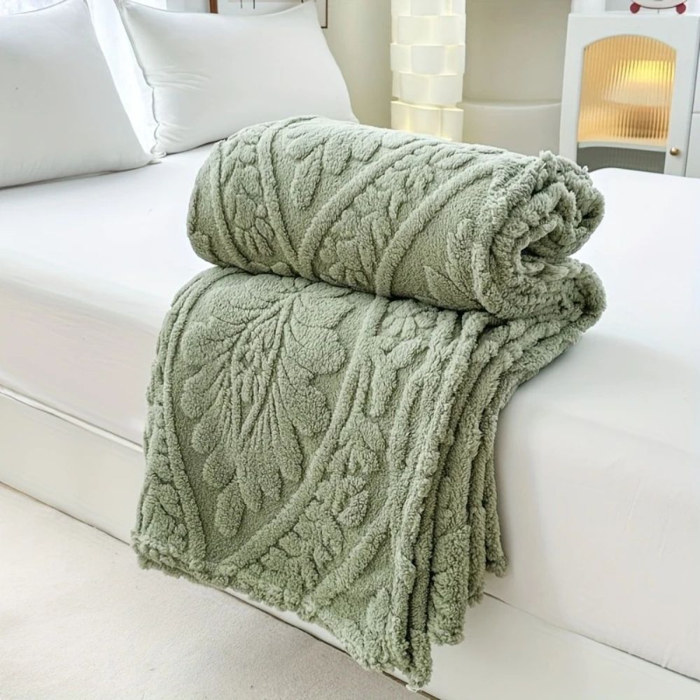 Geometric Jacquard Fleece Throw – view 4