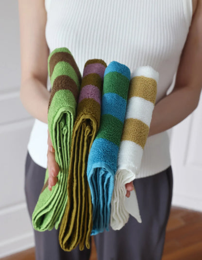 Striped combed-cotton towel with a jacquard-woven finish – view 6