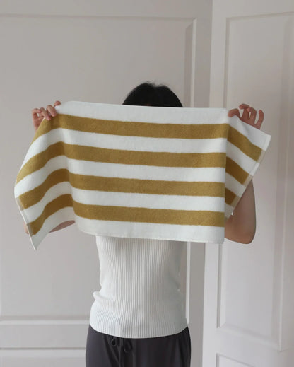 Striped combed-cotton towel with a jacquard-woven finish – view 12