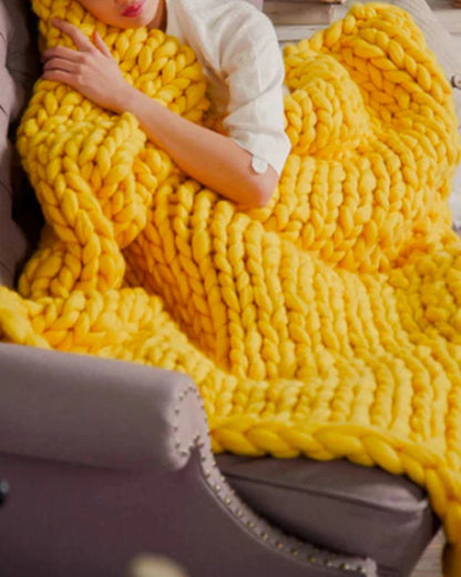 Chunky Chenille Throw – Yellow