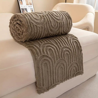 Arch Pattern Fleece Throw
