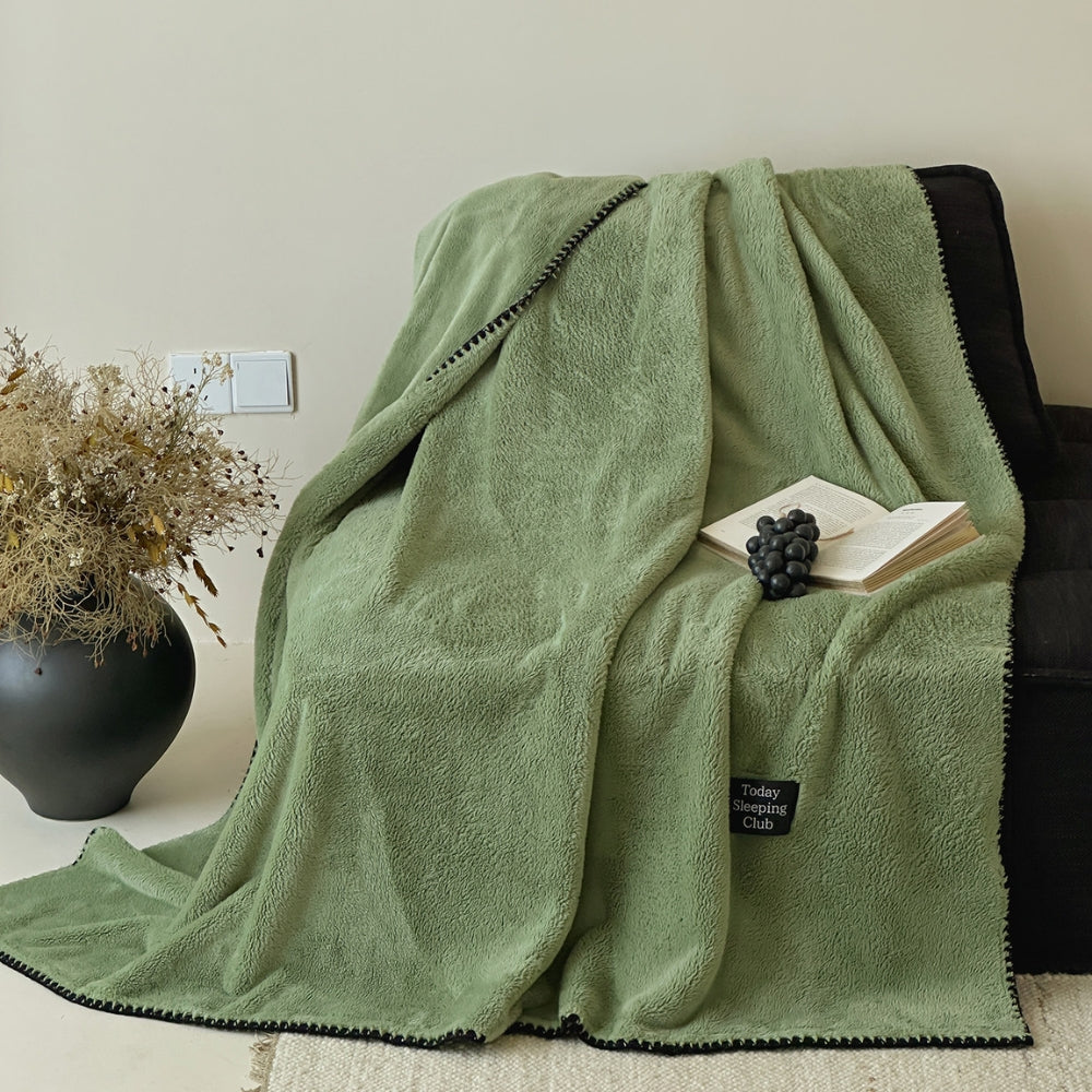 Bouclé-Texture Winter Throw – view 9