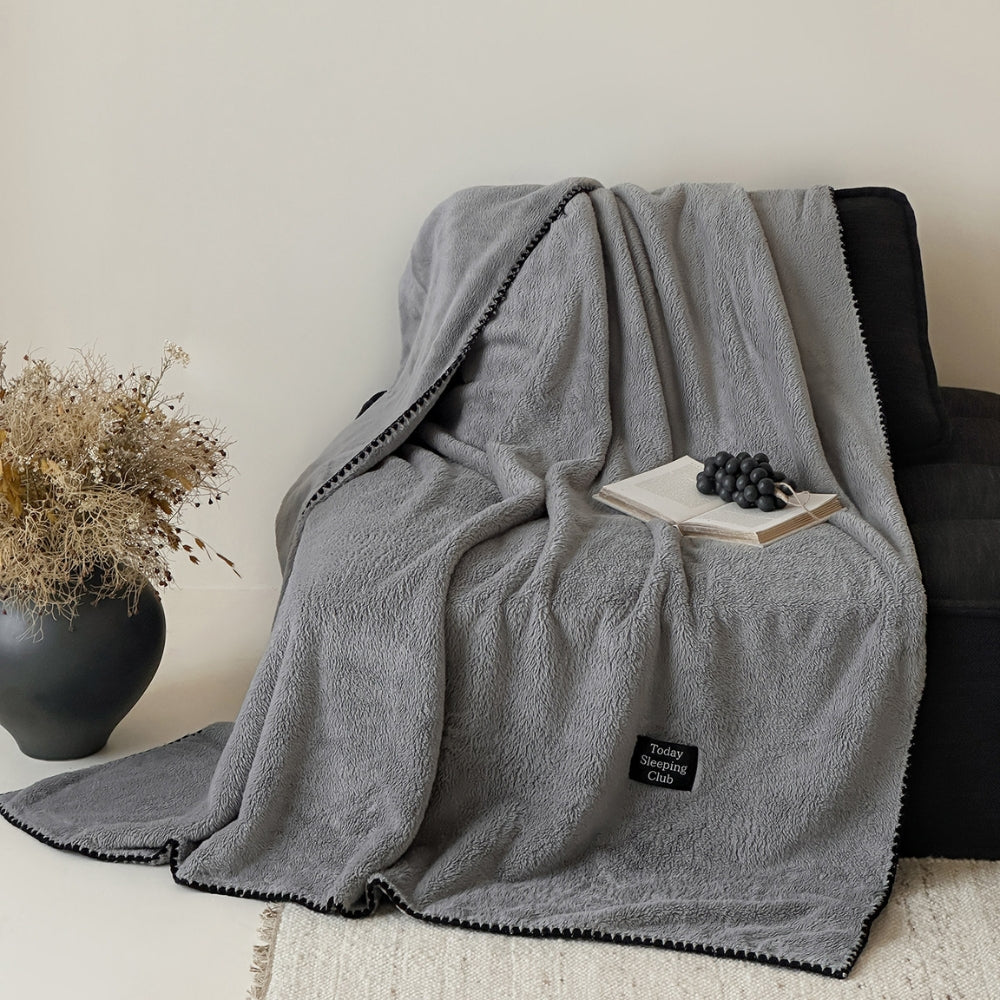 Bouclé-Texture Winter Throw – view 7