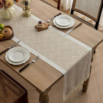 Zigzag Woven Table Runner – view 3