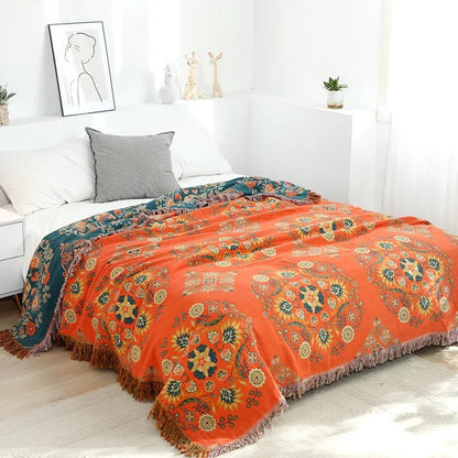 Jacquard cotton throw with a woven geometric pattern