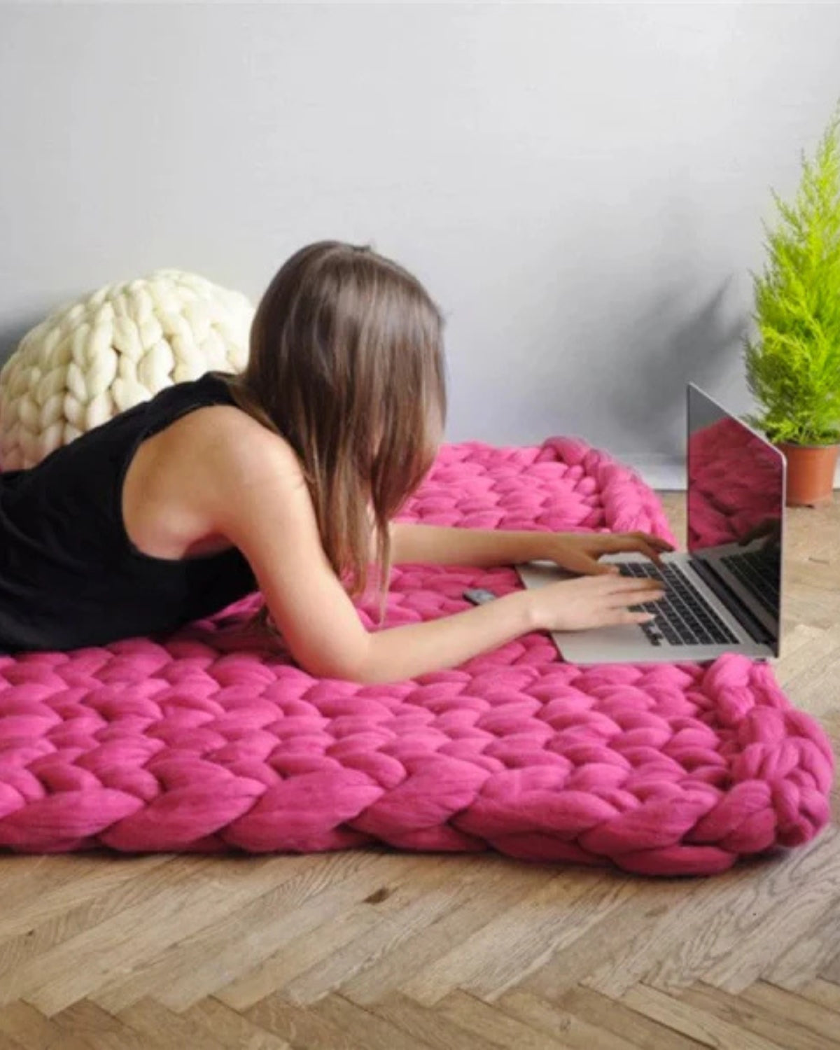 Chunky Chenille Throw – Rose Pink