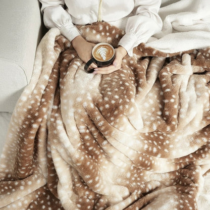 Reversible Deer Winter Throw – view 4